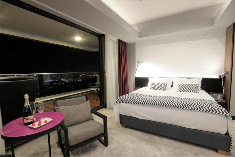 Hotel Panoramika Design & Spa Skopje Exteriör bild